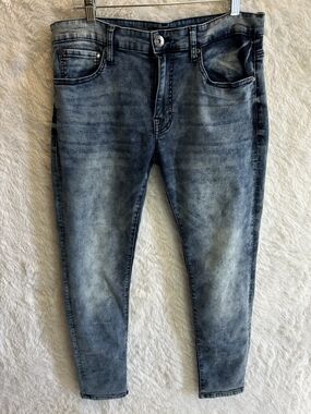Guess Men's Skinny Jeans in Washed Blue 34X32